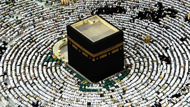 hajj-pew-121829771.jpg