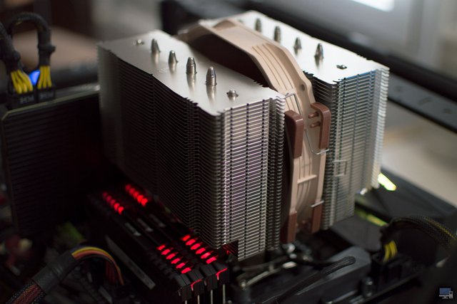 NOCTUA-AM4-D15-Build2-HS.jpg