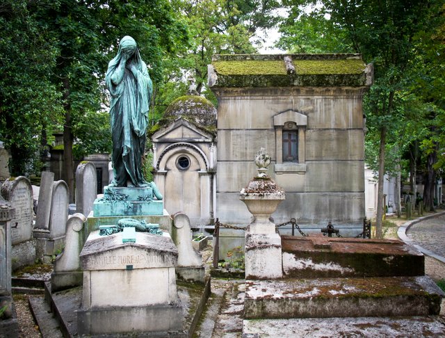 Père Lachaise-2.jpg