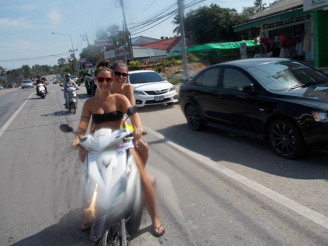 songkran 3.jpg