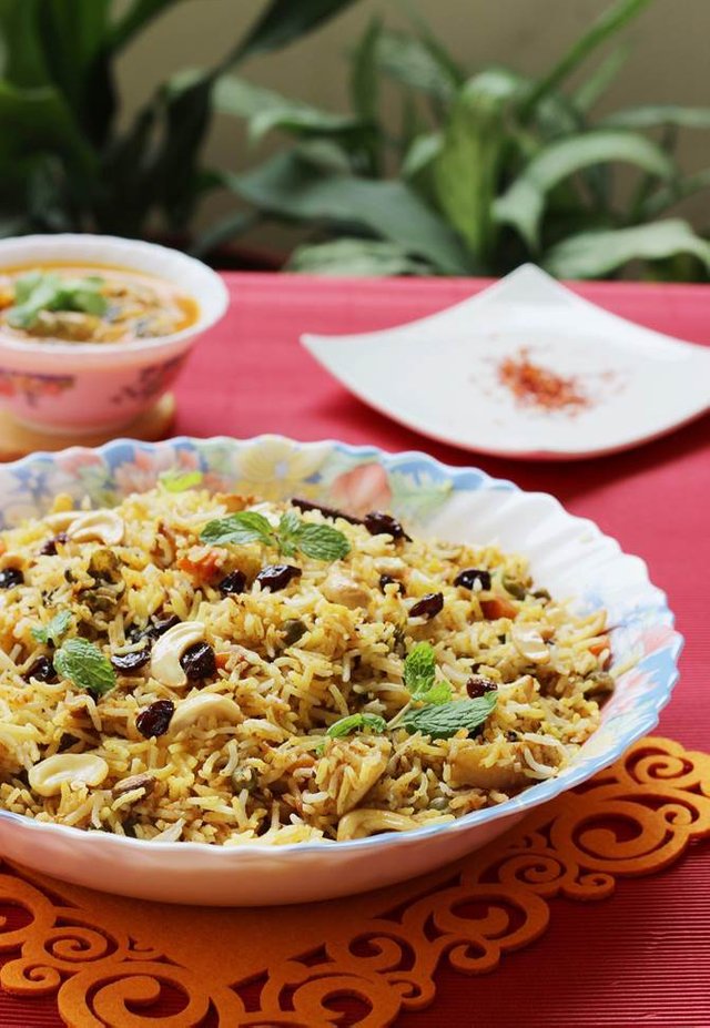 hyderabadi-vegetable-dum-biryani-recipe.jpg