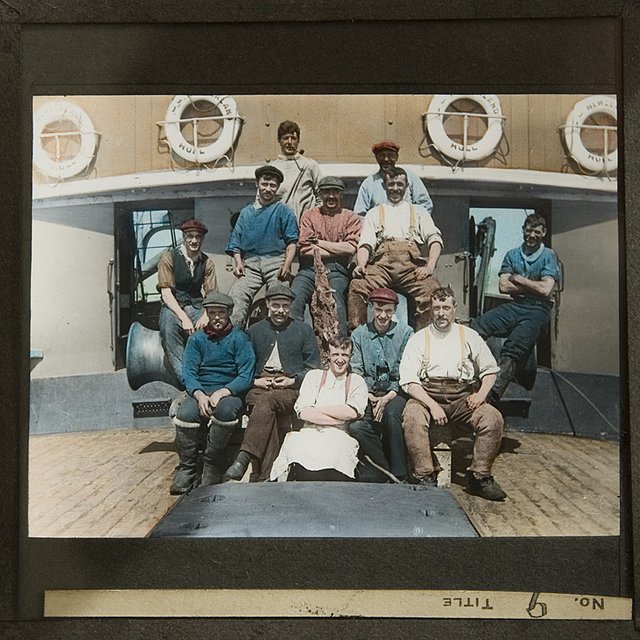 Daily Life of Sailors On-board in the 1900s (1).jpg