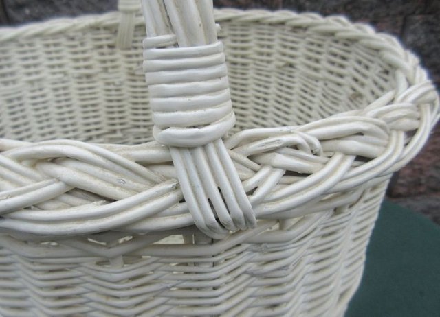 basketwhite4.jpg