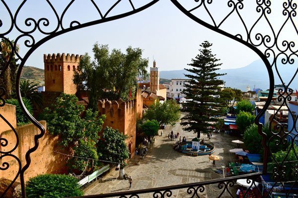 The-main-square-of-Chefchaouen.jpg