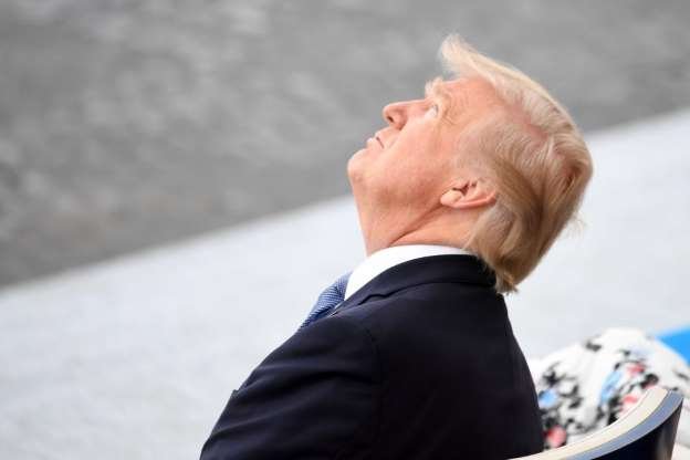 Trump looks up to sky.jpg