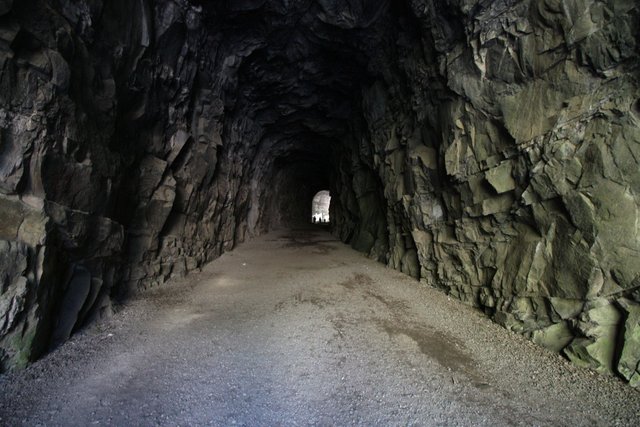Tunnel Inside 3.jpg