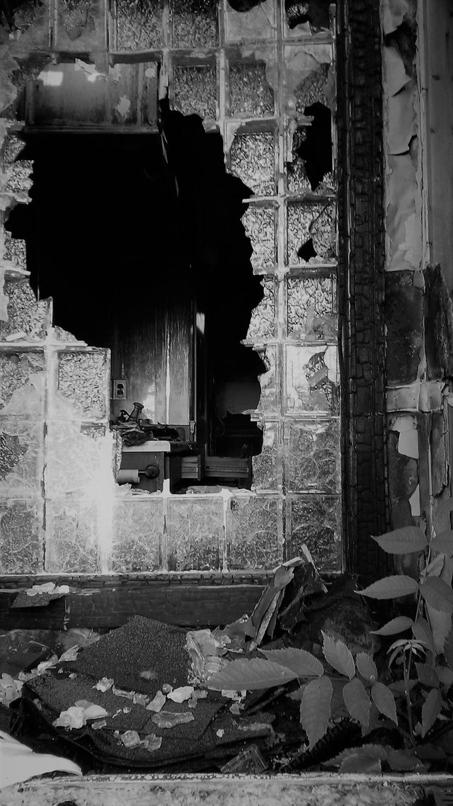 blackandwhiteburnedglass2.jpg