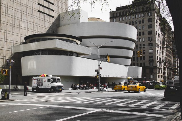 guggenheim-museum-2707258_1280.jpg