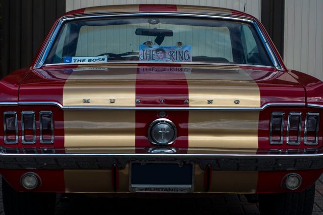 red mustang