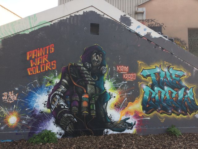 ParisSuburbsStreetArt_0010.jpg