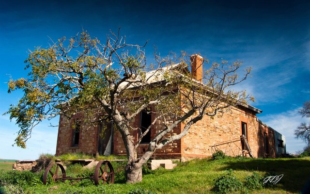 2_ianrdjohnson_derelicthomesteadgoydersouthaustralia.jpg