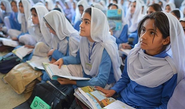 Pakistani-girls-at-school.jpg