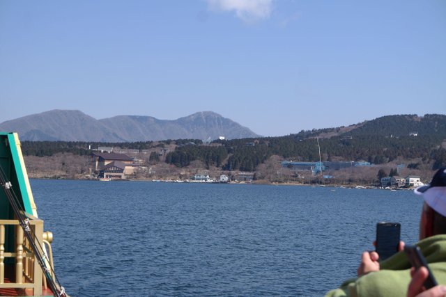 Photo Apr 03, Lake Ashi 2.jpg