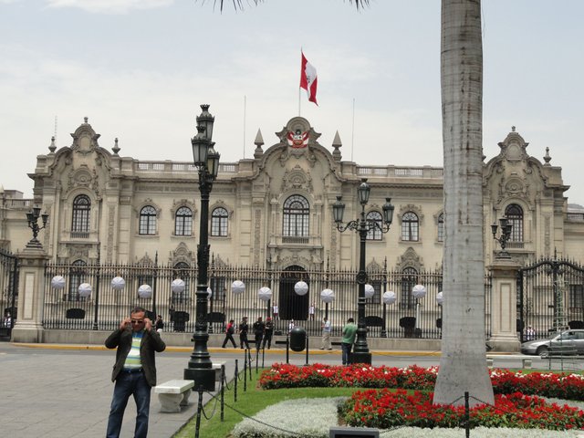 Lima city tour12 (Government Palace of Peru).JPG
