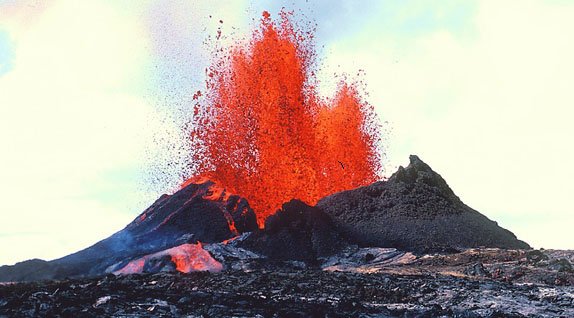 volcano_errupting-apha-100310.jpg