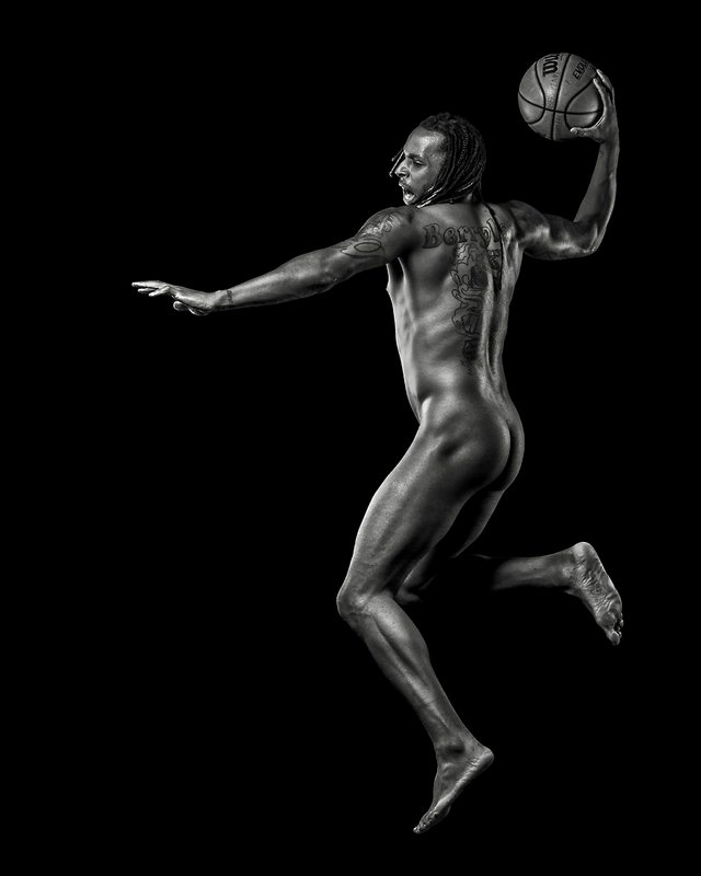 strength_flexibility_power_of_human_body_portraits_mark_ruddick_20.jpg