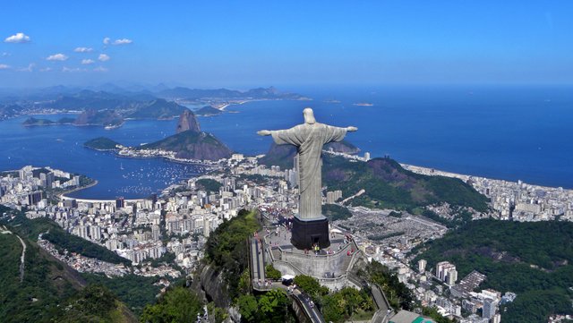 Christ_on_Corcovado_mountain.JPG