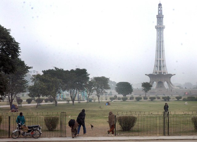 1379329-minarePakistan-1491799842-264-640x480.jpg