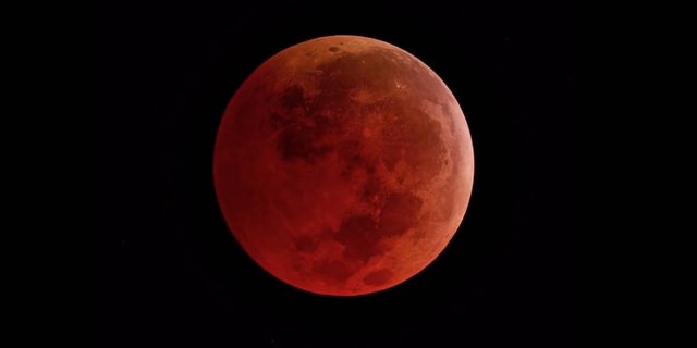 redmoon-f7eeb584218412a32e744a74a8a65295-1200x600.jpg