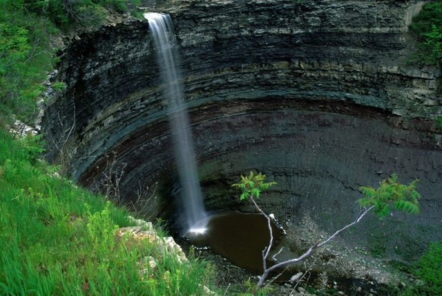 Devils-Punchbowl-e1439823400800.jpg