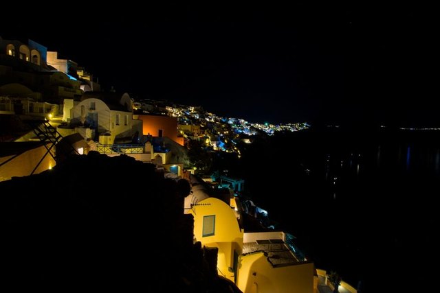 31 Oia by night.jpg