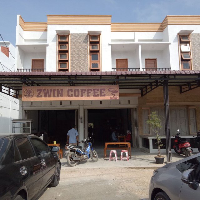 ZWIN COFFEE.jpg