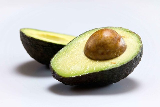 gallery-1501706630-avocado.jpg