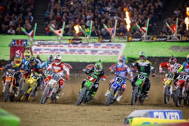 Hole-Shot-450-Supercross-Toronto-1024x682.jpg