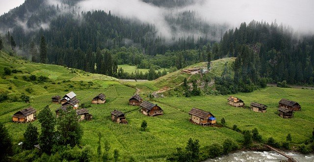 Beautiful-Places-to-visit-in-Pakistan-640x330.jpg