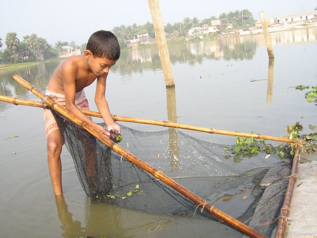 fishing_boy03.jpg