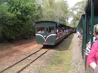 320px-Tren_ecológico_de_la_Selva_Parque_Nacional_Iguazú.JPG