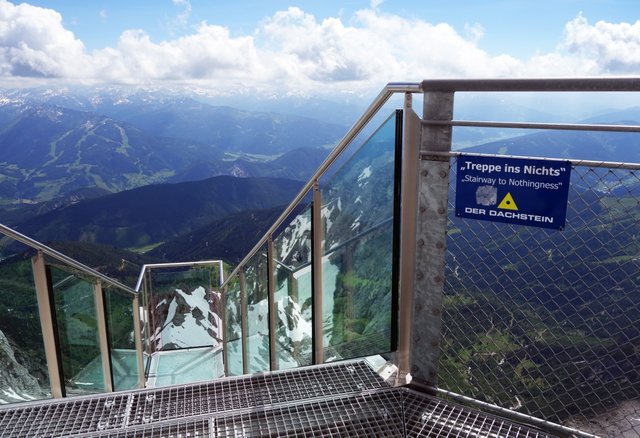 DSC03856Dachstein-Treppe-ins-Nichts-1170x800.jpg