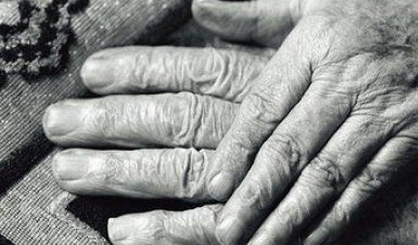 old-folk-hands_0.jpg