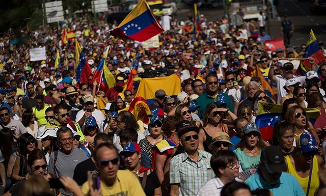 Marcha-Venezolanos-en-Madrid-2.jpg