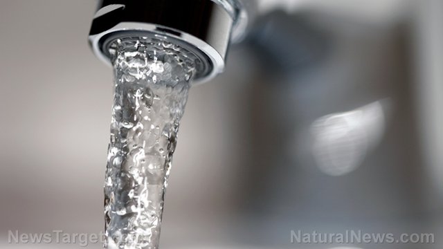 Water-Running-Tap-Fluoride.jpg