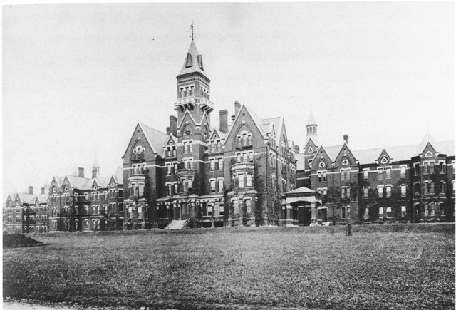 Danvers_State_Hospital,_Danvers,_Massachusetts,_Kirkbride_Complex,_circa_1893.jpg