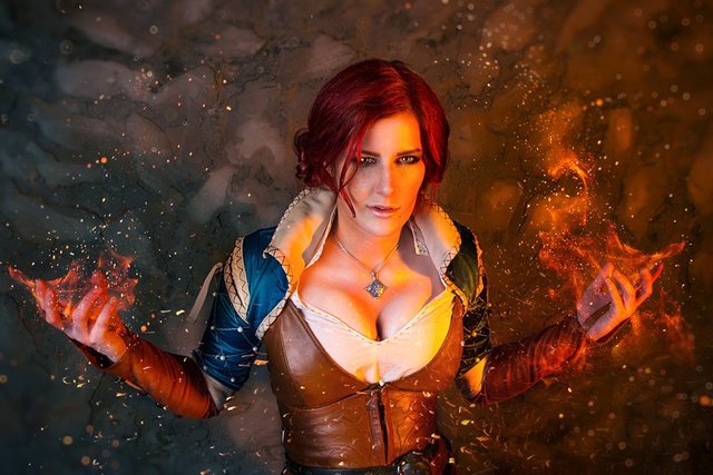 triss_merigold_witcher_cosplay_by_shproton-da3llul.jpg