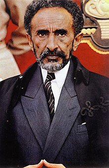 220px-Haile_Selassie_in_suit_and_cloak_in_1960s.jpg