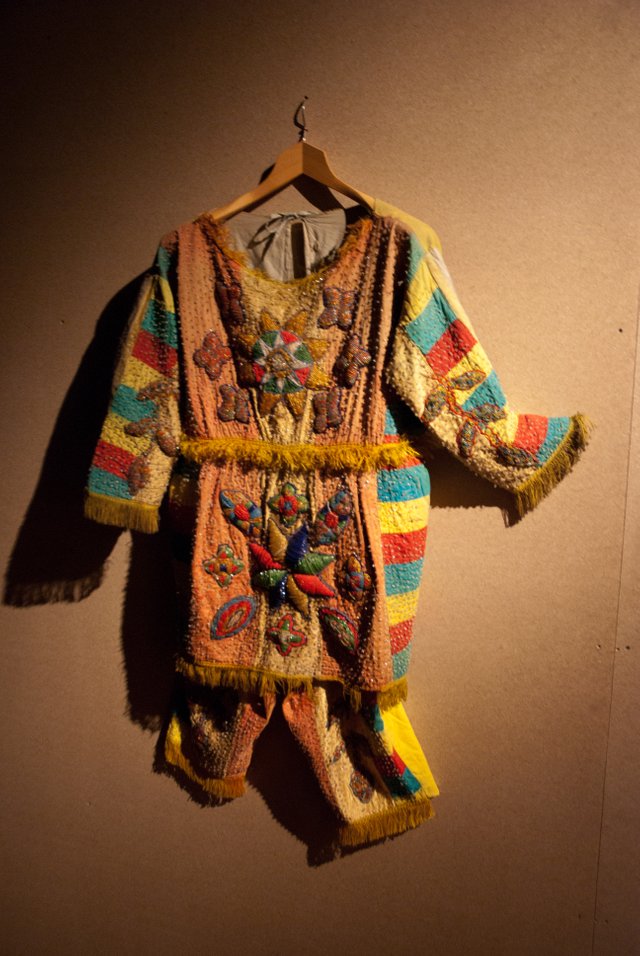 Antique_ceremonial_suit_for_Haitian_Vodou_Voudun_rites.jpg