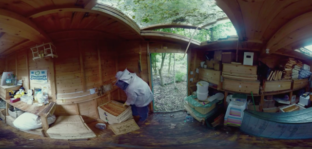 The Resistance of Honey – 360 video inside beehouse.png