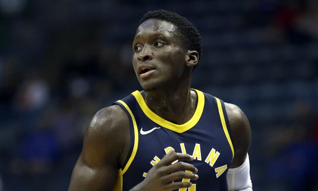 Victor_Oladipo_Pacers_2017_AP.jpg