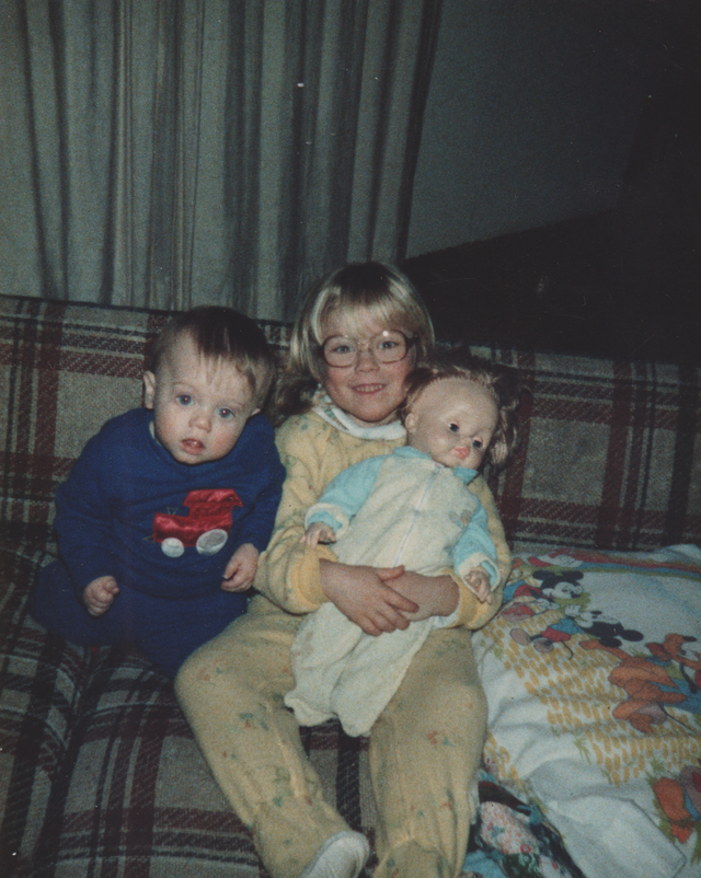 1986-06 - Joey, Katie, a doll, on the couch