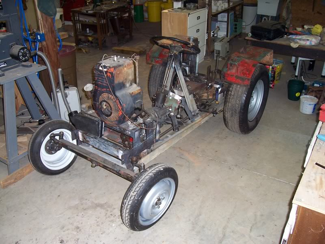 engineer drive car tractor lawnmower