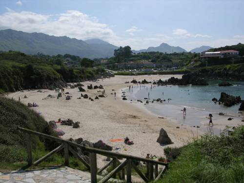 Apartamentos Playa de Toró Hotel, Llanes, Spain