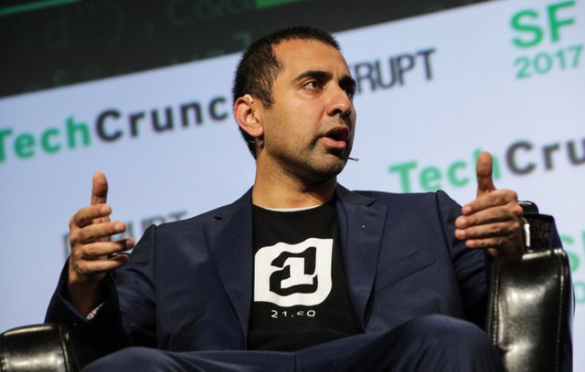 https://techcrunch.com/wp-content/uploads/2017/09/tcdisrupt_sf17_balajisrinivasan-3679.jpg?w=1390&crop=1