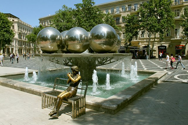 Fountains Square is the most hip and happening place in Baku city