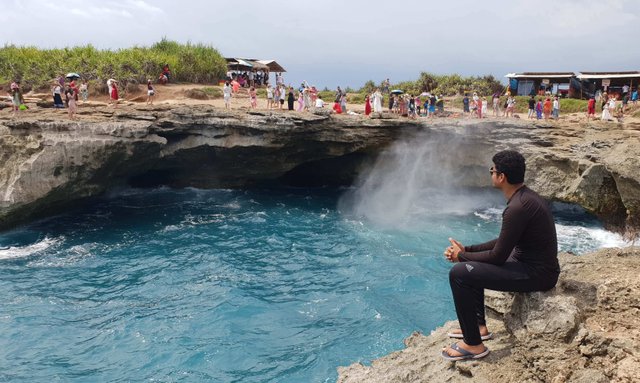 A view of the Devil's Tear at Nusa Lembongan