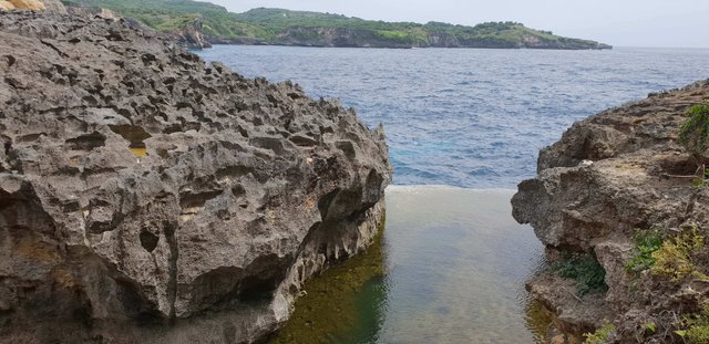 Angel's Billabong is a stunning natural rock formation in Nusa Penida