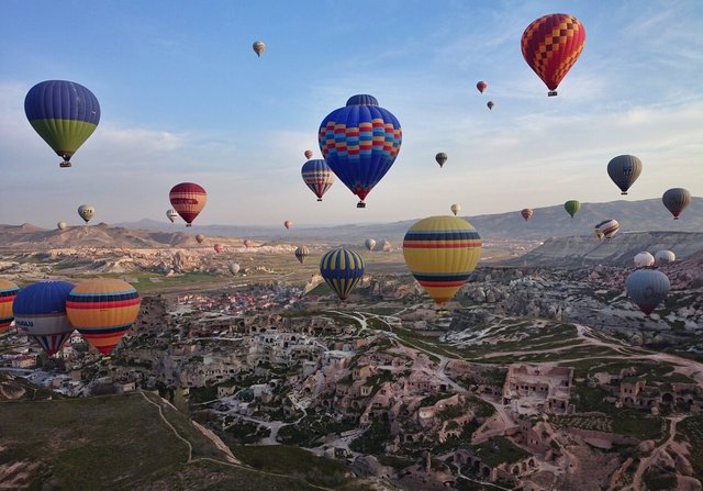 Cappadocia is an astonishingly beautiful destination that has to feature in your Turkey travel itinerary
