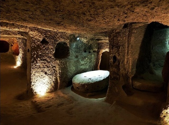Kaymakli city is an 8 level deep maze of tunnels and rooms carved into the Earth